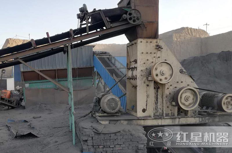 雙級破碎機可以打煤矸石嗎？優(yōu)缺點及實戰(zhàn)應用