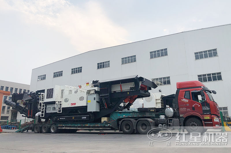 移動碎石破碎機(jī) 移動碎石破碎機(jī)