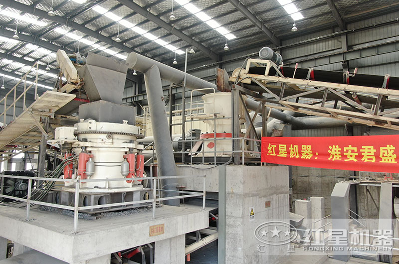 花崗巖破碎加工生產(chǎn)客戶現(xiàn)場實拍 花崗巖破碎加工生產(chǎn)客戶現(xiàn)場實拍