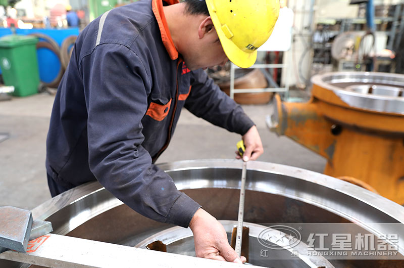 一絲不茍，精益求精